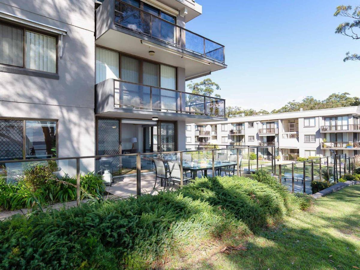 Apartment The Poplars: Waterfront Retreat With Pool And Panoramic Views Nelson Bay